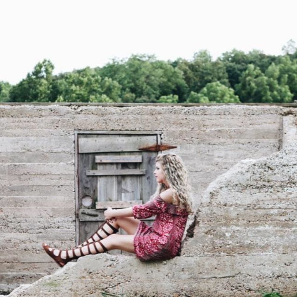 Meet your Posher, Bobbi